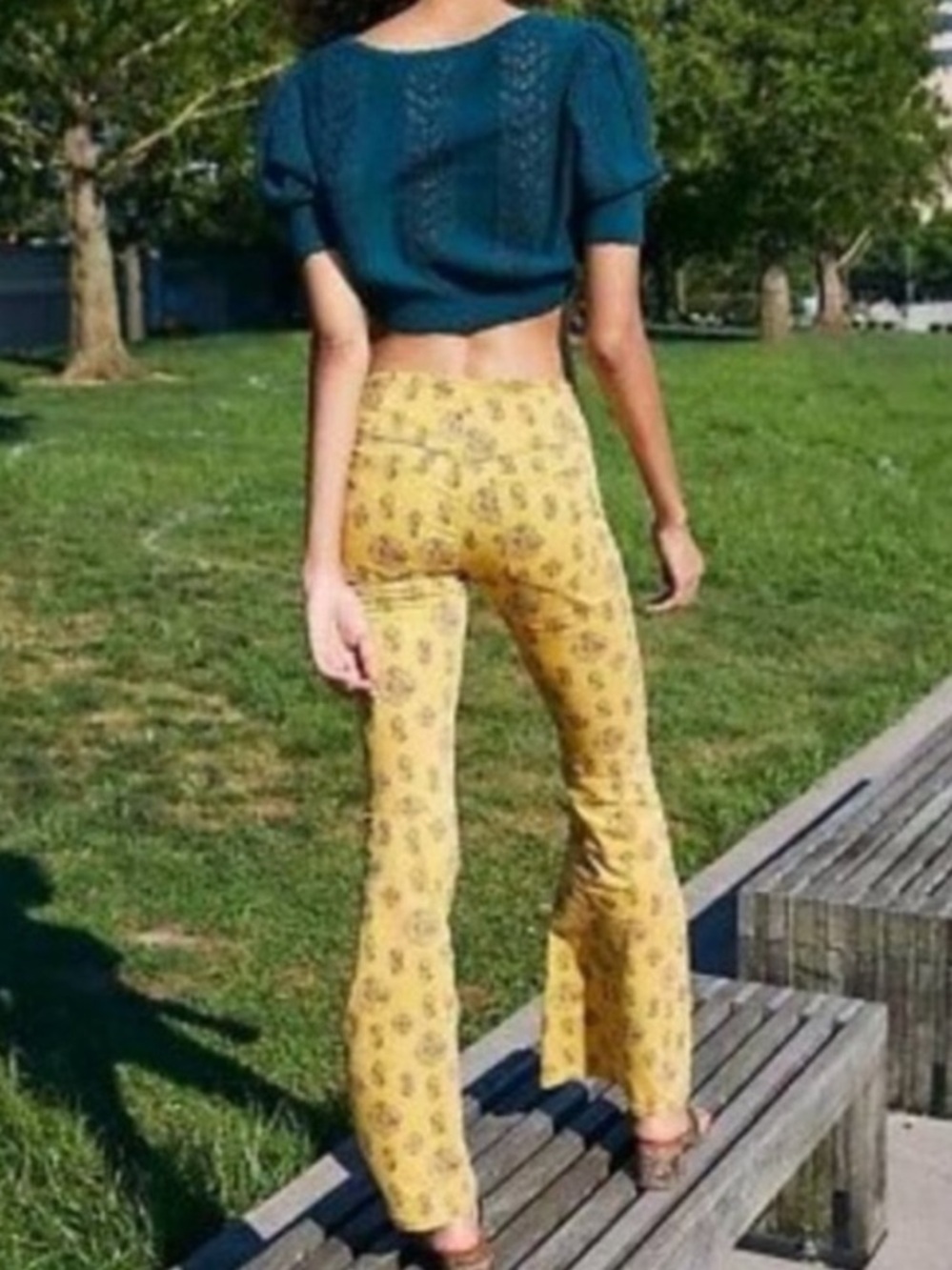 🆕 Free People Printed Penny Pull-On Flare Jeans 27 - Picture 3 of 16